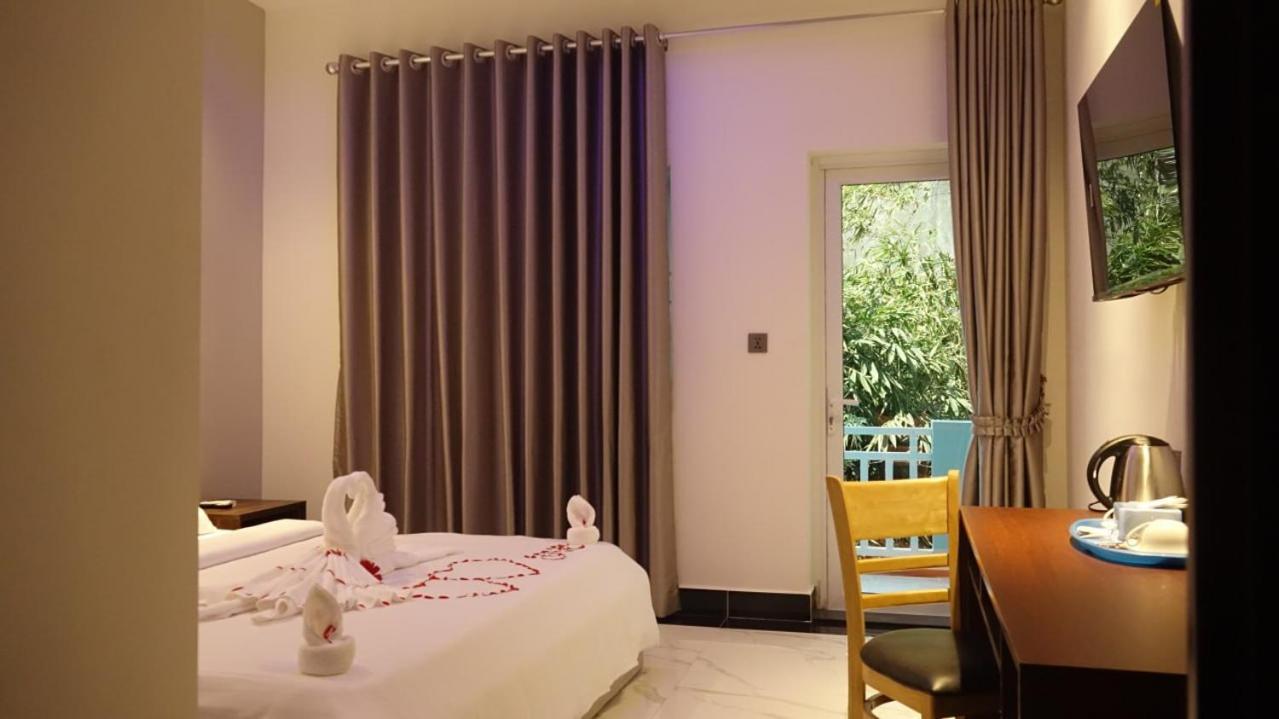 Sawadee Suorsdei Boutique Hotel Kampot Bagian luar foto