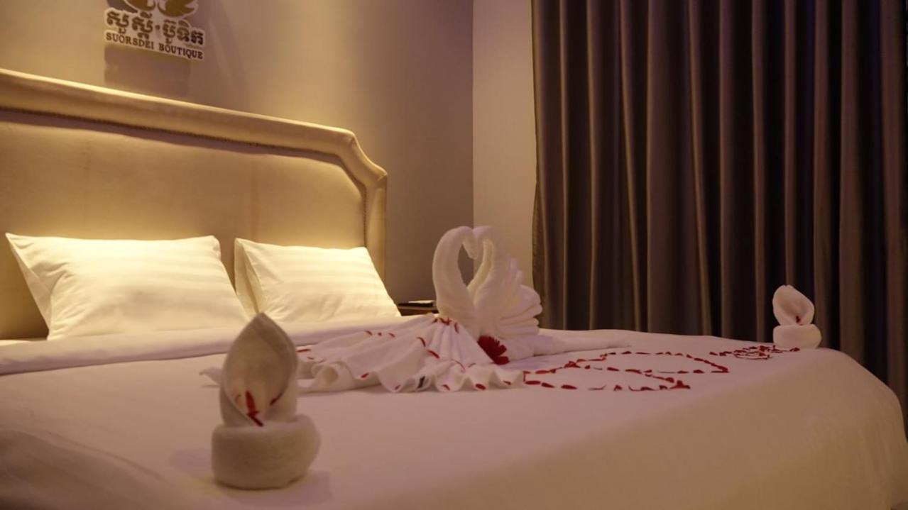 Sawadee Suorsdei Boutique Hotel Kampot Bagian luar foto